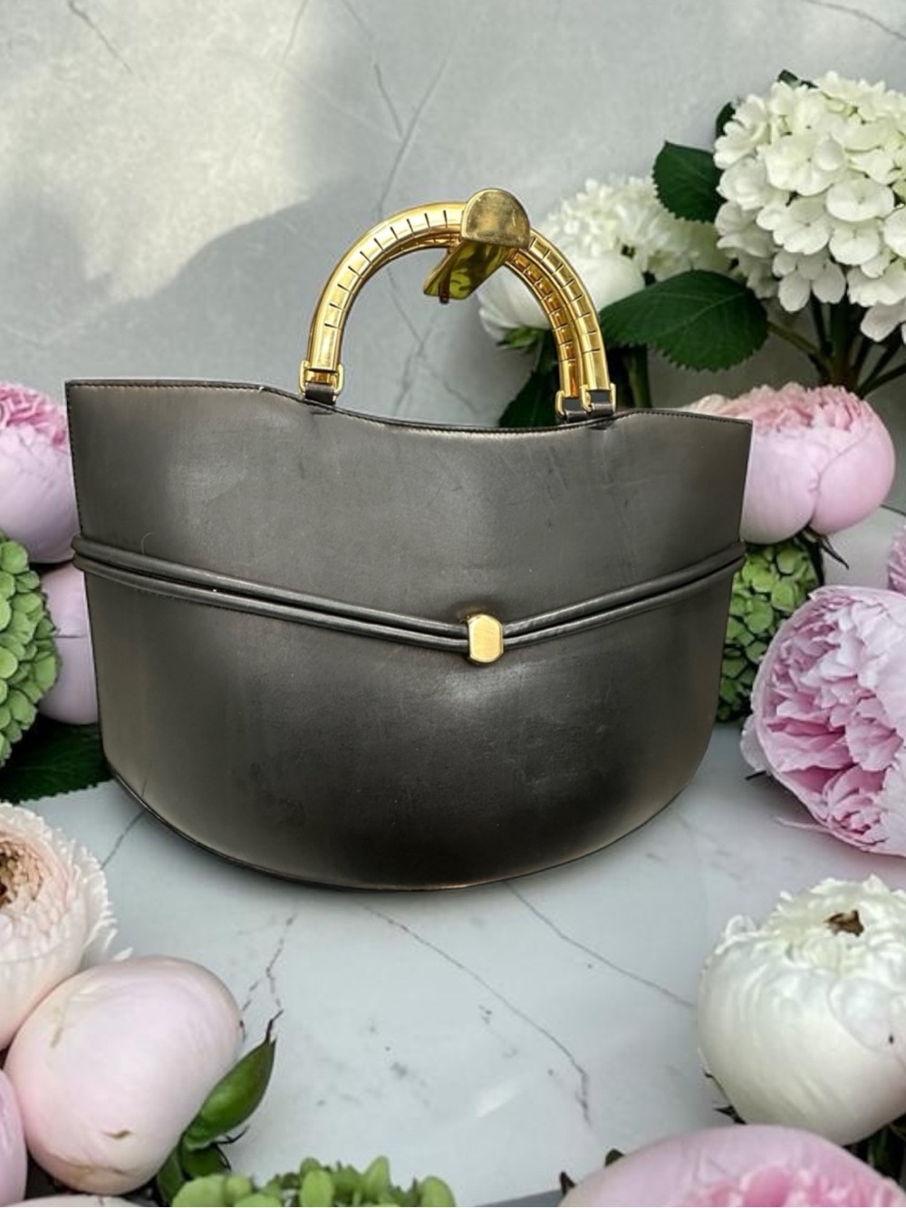 Vintage BALLY Crescent top handle bag black leather gold handle, 70s 80s RARE